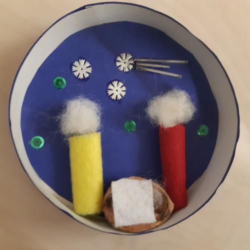 Krippe aus Käseschachtel